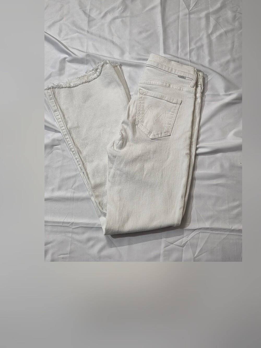 Mother The Weekender Flare Jeans White Denim Raw Hem Lightwash Womens